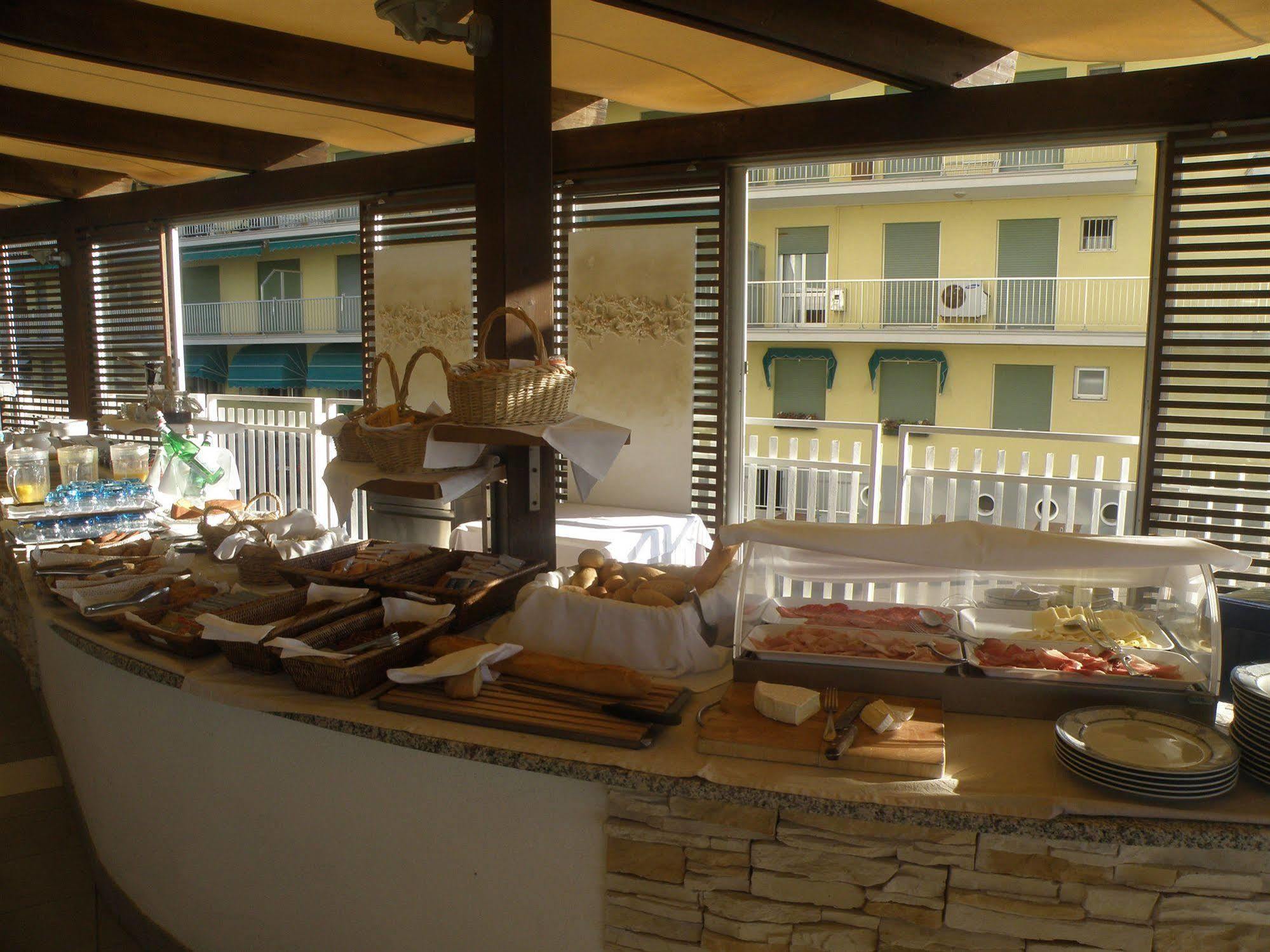 Hotel Delle Nazioni Lido di Jesolo Ngoại thất bức ảnh
