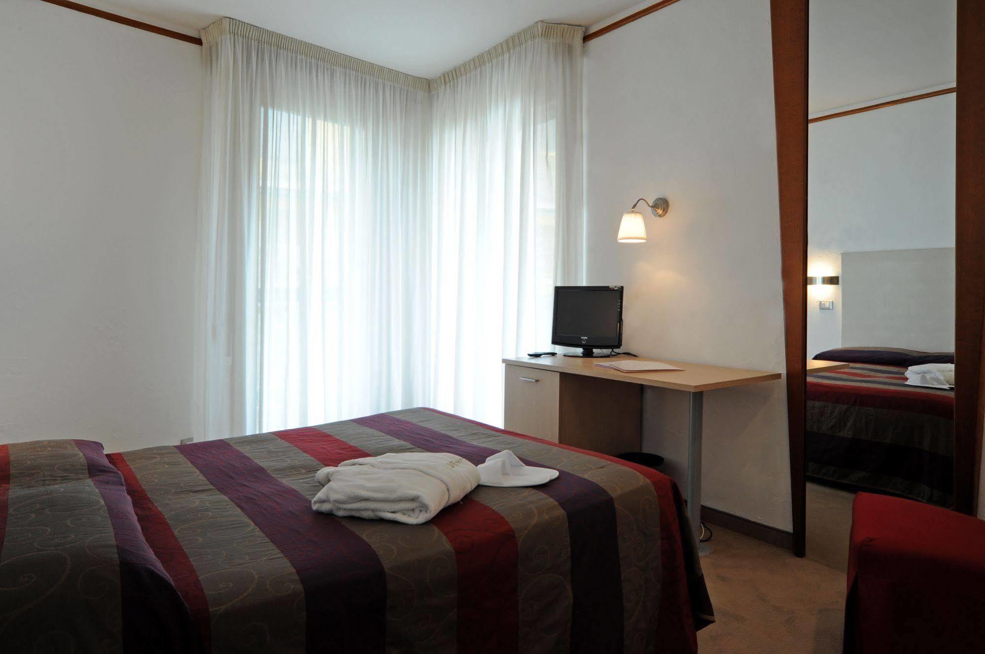Hotel Delle Nazioni Lido di Jesolo Ngoại thất bức ảnh